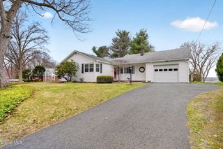 1041 Niskayuna Road, Niskayuna, NY 12309