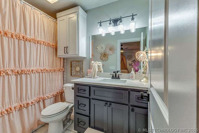 6747 E 128th Street S, Bixby, OK 74008