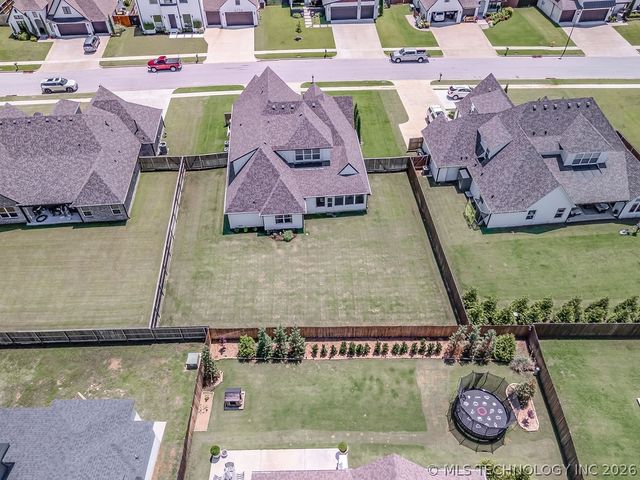 6747 E 128th Street S, Bixby, OK 74008