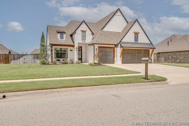 6747 E 128th Street S, Bixby, OK 74008
