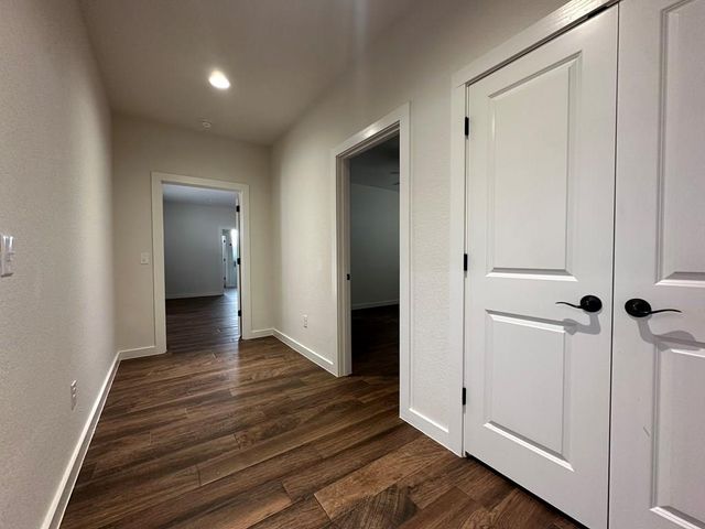 1048 Roanoke Ln, Kerrville, TX 78028