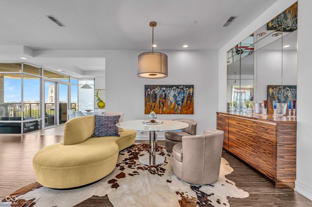 429 N Pennsylvania Street UNIT 801, Indianapolis, IN 46204