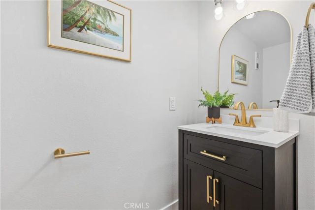 31 Columbus, Irvine, CA 92620