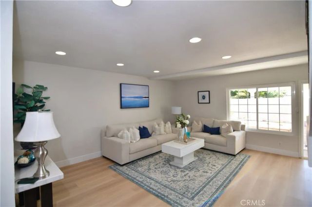 31 Columbus, Irvine, CA 92620