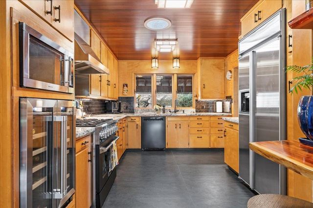 350 Miners Trl, Grass Valley, CA 95945