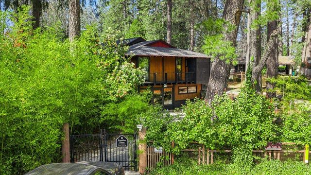 350 Miners Trl, Grass Valley, CA 95945