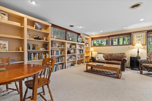 350 Miners Trl, Grass Valley, CA 95945