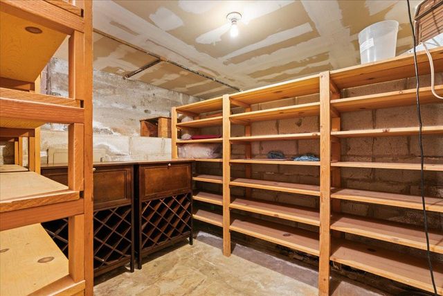 350 Miners Trl, Grass Valley, CA 95945