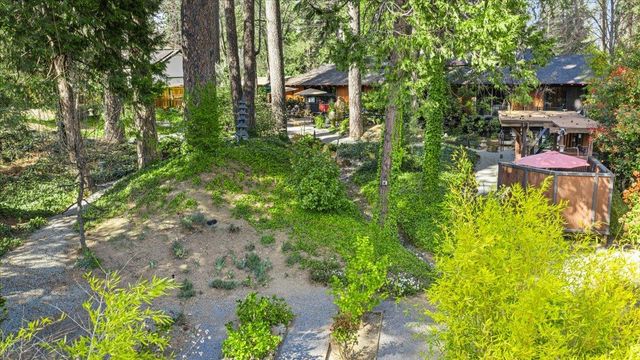 350 Miners Trl, Grass Valley, CA 95945