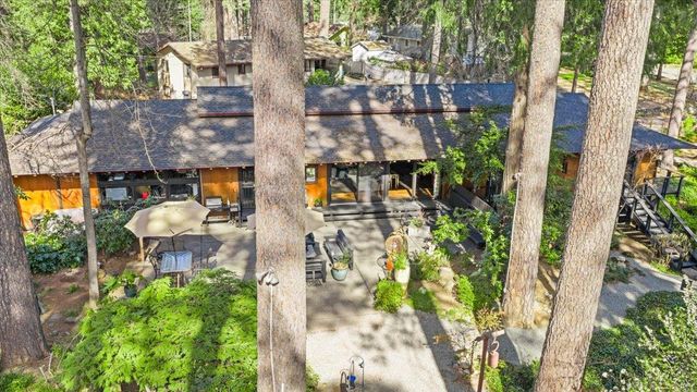 350 Miners Trl, Grass Valley, CA 95945