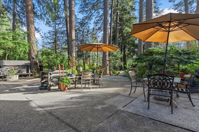 350 Miners Trl, Grass Valley, CA 95945