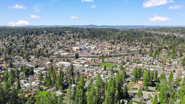 350 Miners Trl, Grass Valley, CA 95945