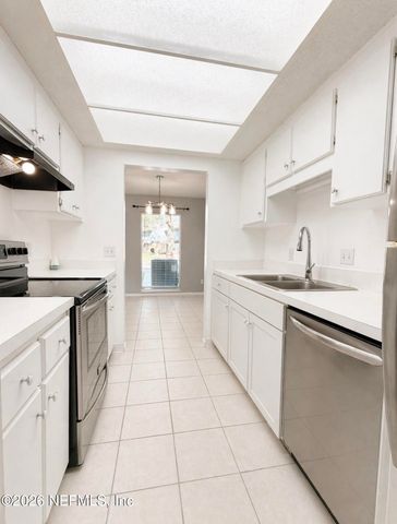 1918 WILLOWOOD Drive, Jacksonville, FL 32225