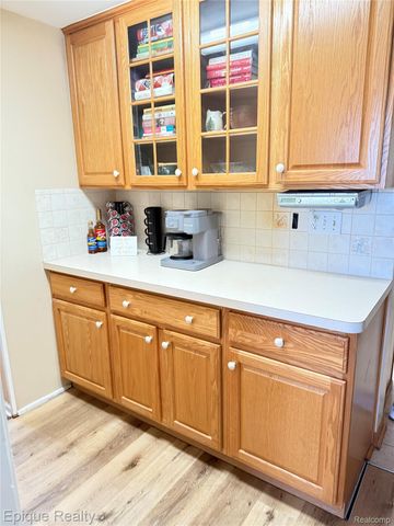 1421 E Mt Morris Road, Mt. Morris Township, MI 48458