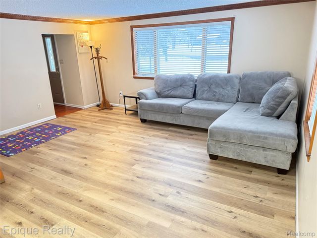 1421 E Mt Morris Road, Mt. Morris Township, MI 48458