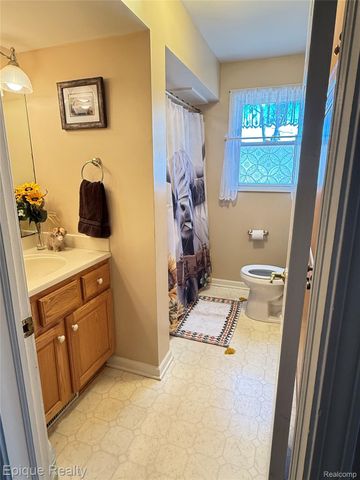 1421 E Mt Morris Road, Mt. Morris Township, MI 48458