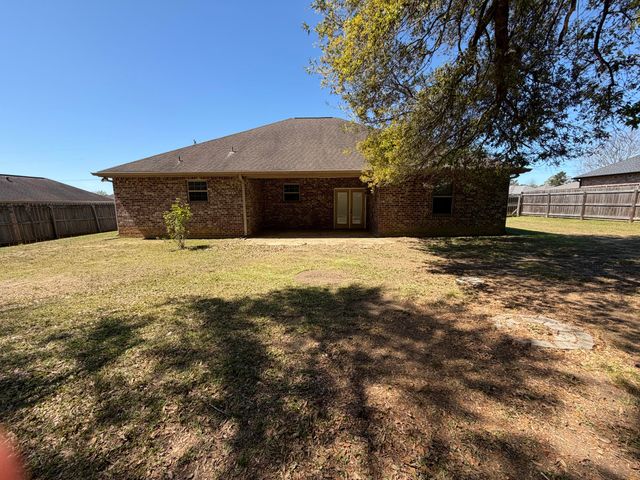 119 Barbara Dr, Deridder, LA 70634