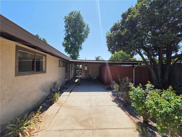 13030 Bradwell, Sylmar, CA 91342