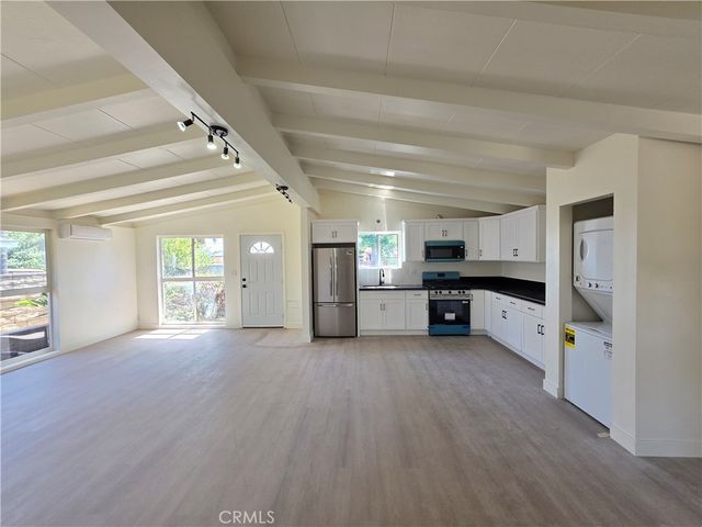 13030 Bradwell, Sylmar, CA 91342