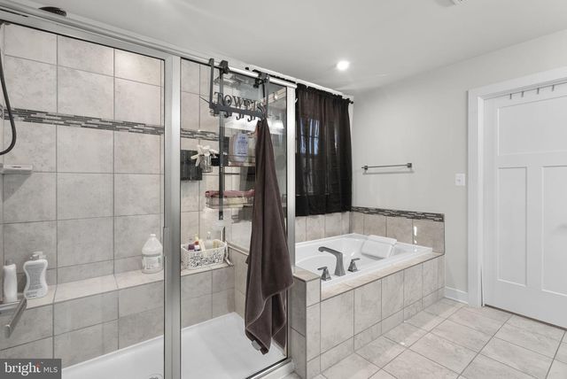 9801 PASSAGE DR, Upper Marlboro, MD 20772