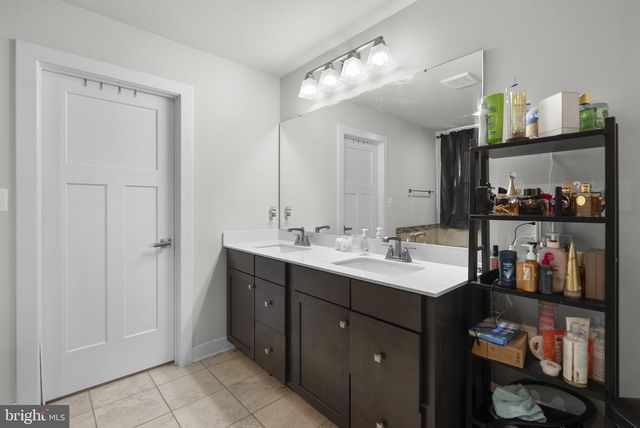 9801 PASSAGE DR, Upper Marlboro, MD 20772