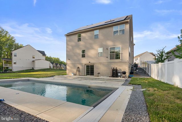 9801 PASSAGE DR, Upper Marlboro, MD 20772