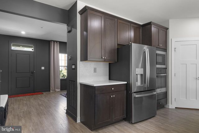 9801 PASSAGE DR, Upper Marlboro, MD 20772