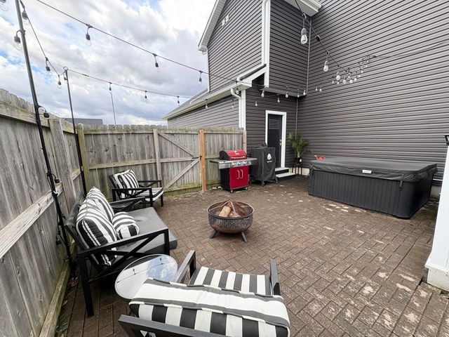 1198 Wildflower Dr. Drive, Holt, MI 48842