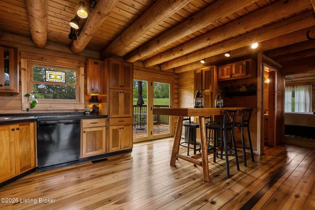6407 New Cut Rd, Crestwood, KY 40014