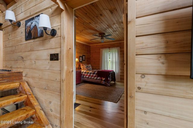 6407 New Cut Rd, Crestwood, KY 40014