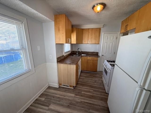 21760 Gascony Avenue, Eastpointe, MI 48021