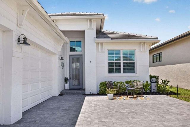 8605 SW CANTANTE Way, Port St. Lucie, Port St Lucie, FL 34987