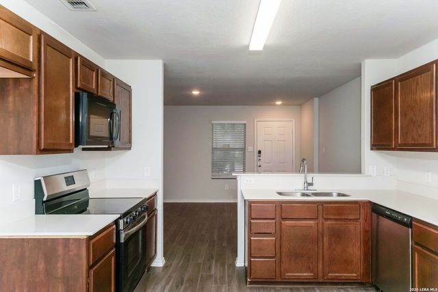 5926 Aspen Garden, San Antonio, TX 78238
