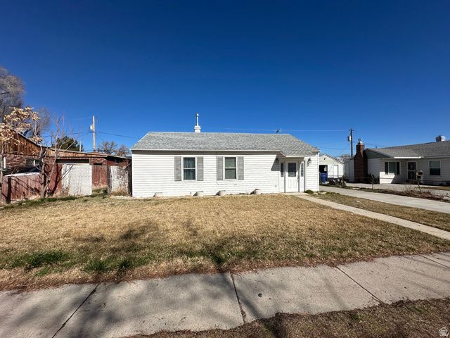 4330 W 5570 S, Kearns, UT 84118