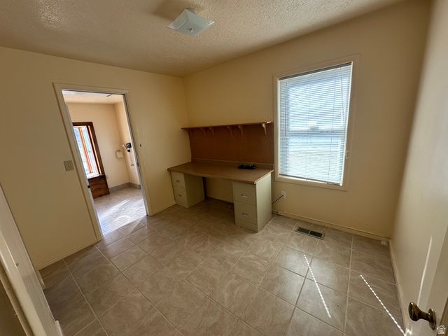 4330 W 5570 S, Kearns, UT 84118