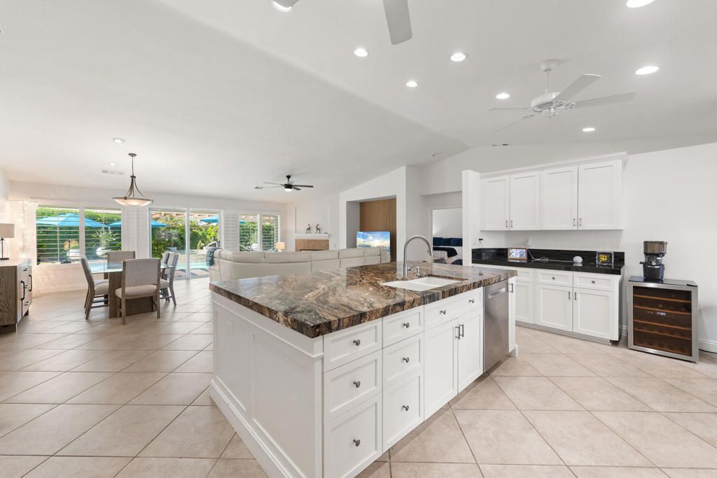 Image 13 of property listing at 81129 La Reina Circle, Indio, CA 92201