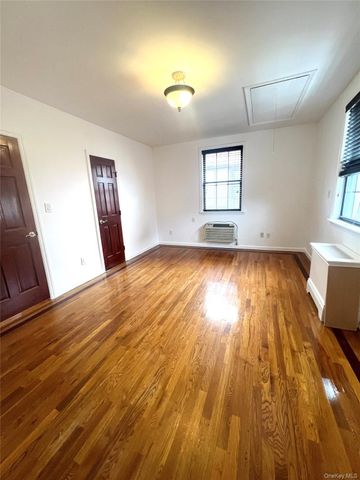 189-40 37th Avenue 10, Flushing, NY 11358