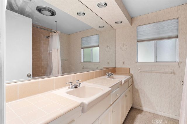 322 Starlight Crest, La Canada Flintridge, CA 91011