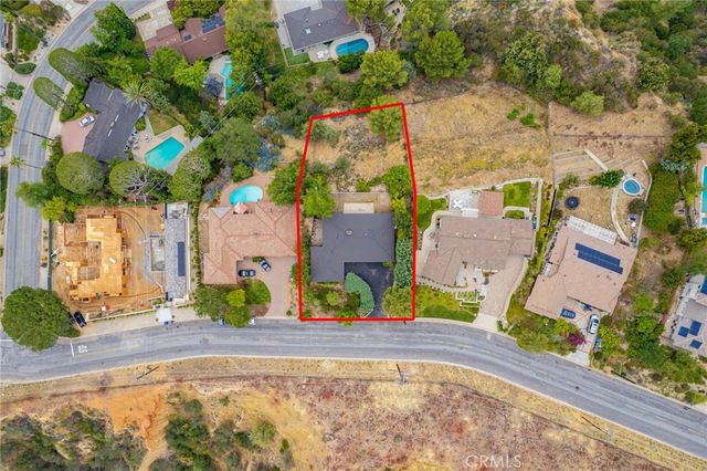 322 Starlight Crest, La Canada Flintridge, CA 91011