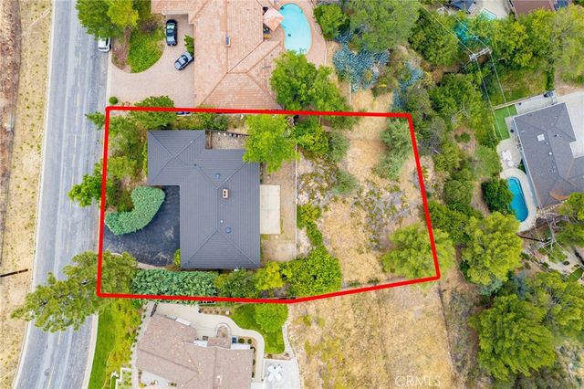322 Starlight Crest, La Canada Flintridge, CA 91011
