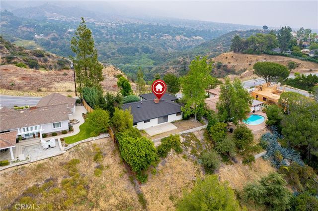 322 Starlight Crest, La Canada Flintridge, CA 91011