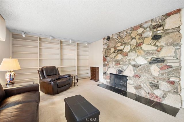 322 Starlight Crest, La Canada Flintridge, CA 91011