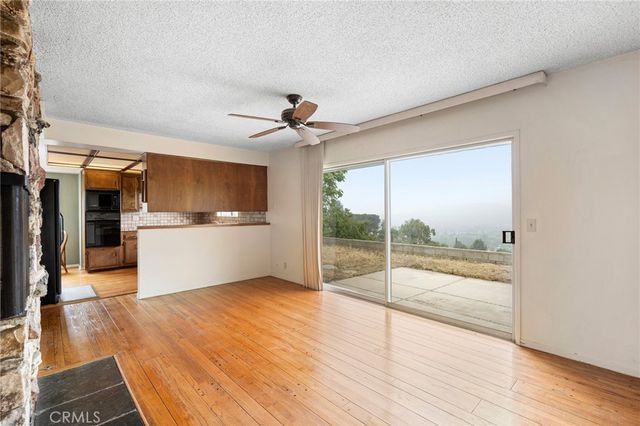 322 Starlight Crest, La Canada Flintridge, CA 91011