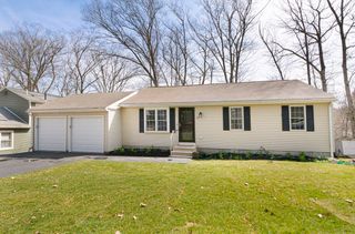 83 Upland Rd, Marlborough, MA 01752