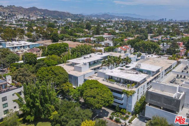 848 N Kings Road 102, West Hollywood, CA 90069