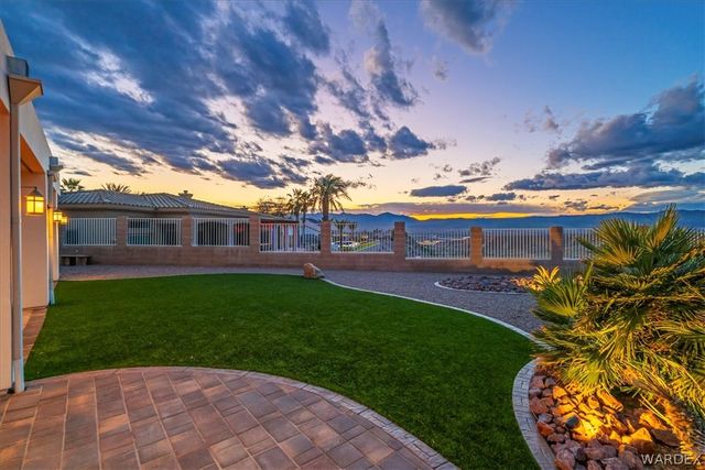 2255 Jo Ann Avenue, Bullhead City, AZ 86442