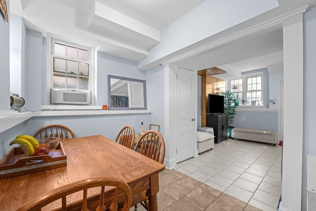1 Lanark Rd 7, Brookline, MA 02445