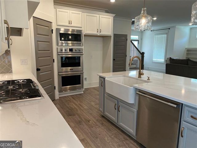 810 CLUBSIDE Court, Monroe, GA 30655