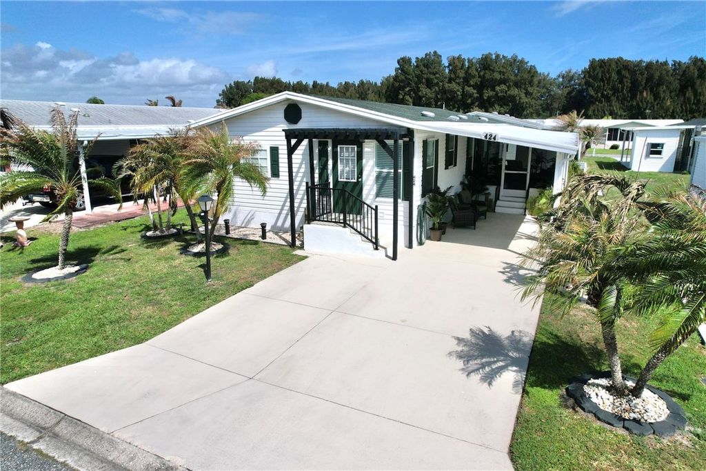 424 Loquat Drive, Barefoot Bay, FL 32976