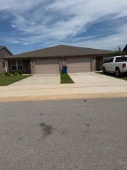6806 NW Trevy Street, Highfill, AR 72712